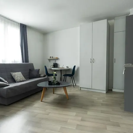 アパートホテル シティ レジデンス センター