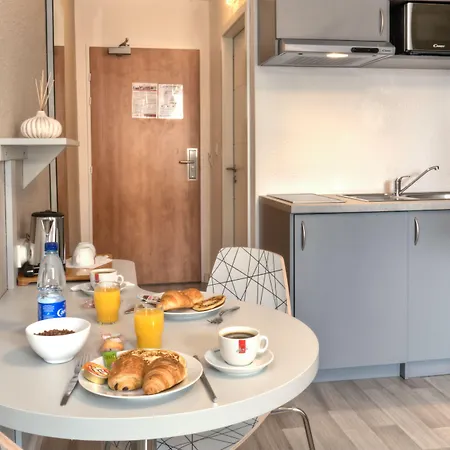 シティ レジデンス センター アパートホテル