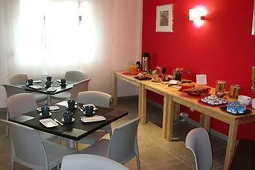 Ξενοδοχείο με διαμερίσματα Centre 3*