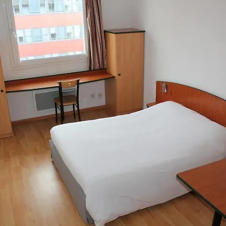 Résidence Centre 3*