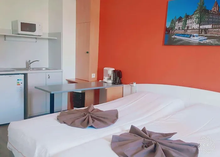 Aparthotel Centre 3*