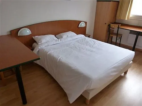 Aparthotel Centre 3*