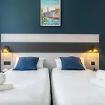 Centre Aparthotel