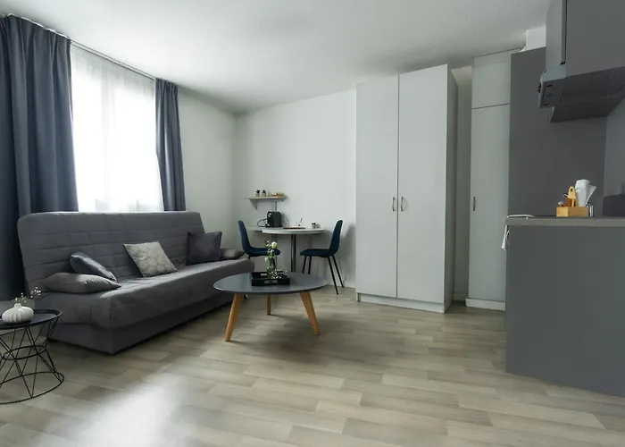 アパートホテル シティ レジデンス センター