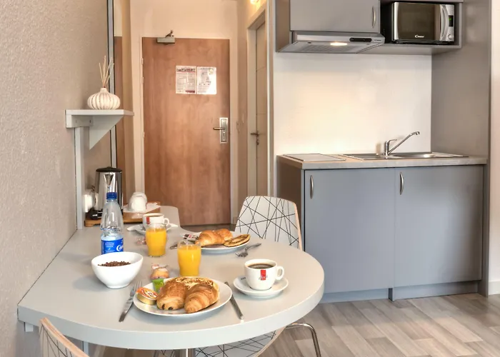 シティ レジデンス センター アパートホテル