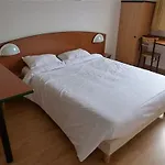 Aparthotel Centre 3*