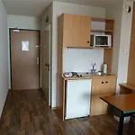Centre