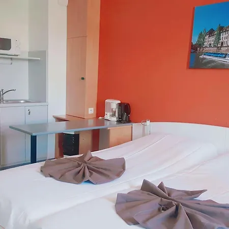 Hotel apartamentowy Centre 3*